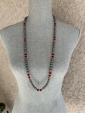 VTG Avon Beaded Necklace Gray Pearls Red Beads & Gold Accents